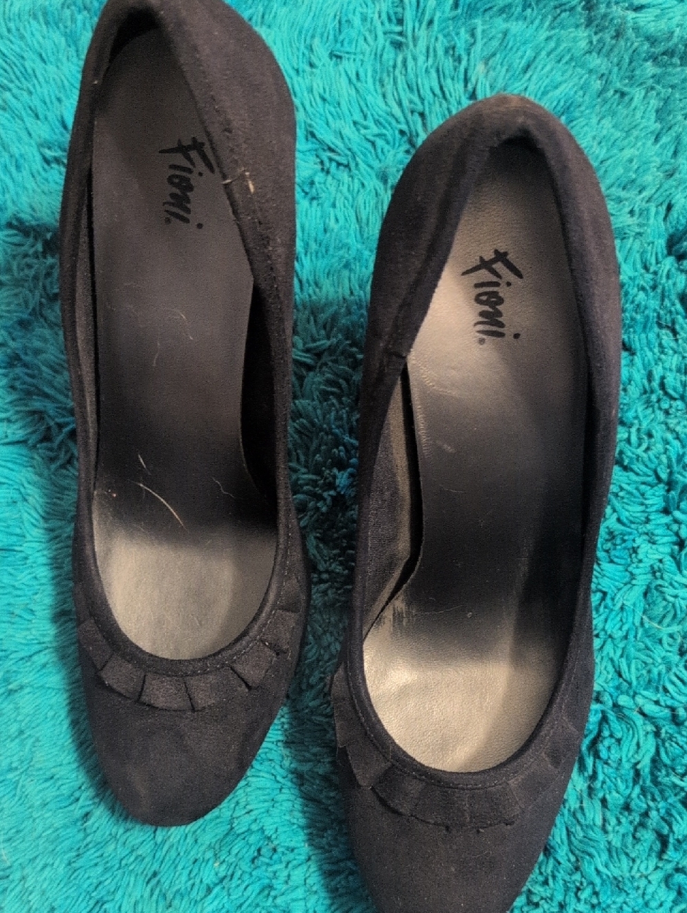 FIONI Clothing Dark Blue Suede Round-Toe Pumps